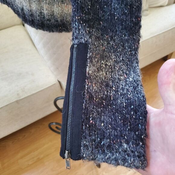 Michael Stars Zip Cuff Sweater Size Small - Picture 5 of 11